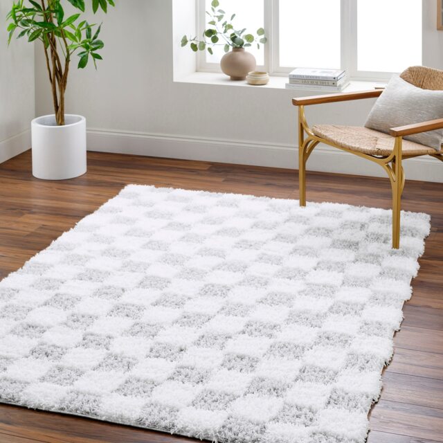 LIVABLISS Urban Shaggy-Modern Checkered Soft Plush Pile Rug 160 x 220 cm Ivory Grey