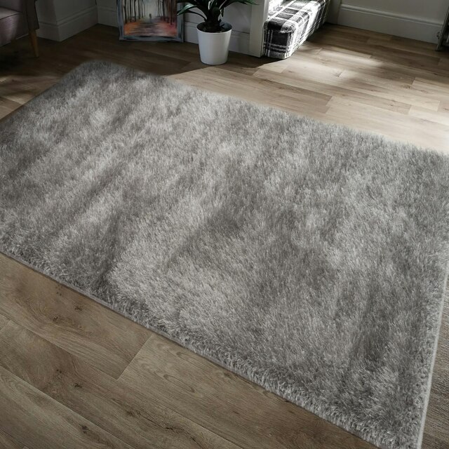 Home Republic Majestic Shaggy Rug - 80 x 150 Silver