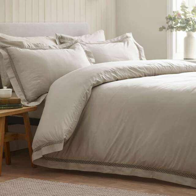 Catherine Lansfield Classic Lattice Lace Duvet Cover Set Natural Cream Natural Single