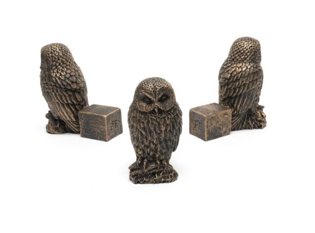 Tawny Owl Plant Pot Feet - Set of 3 - L8 x W4.5 x H9.5 cm Grey