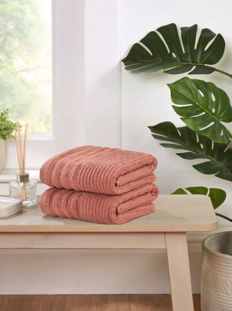 Linear Pure Cotton Bath Towels Set Of 2 Red Bath towel 2