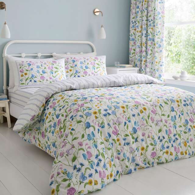 D & D Sweetpea Floral Duvet Cover Set Lilac