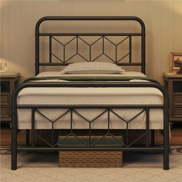 Yaheetech 3ft Single Metal Bed Frame with Diamond Pattern Headboard, 32cm Underbed Storage, No Box Spring Needed, Black