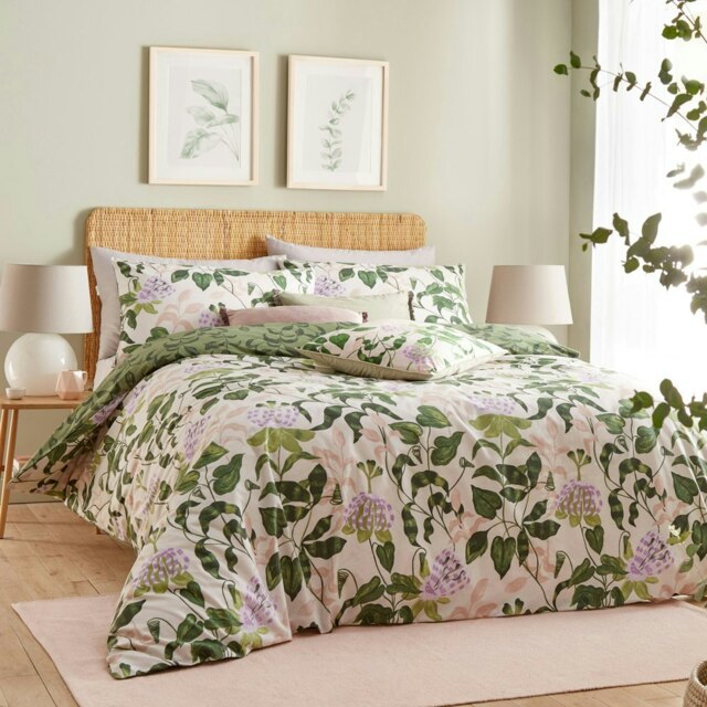 Wylder Passiflora Botanical Super King Duvet Cover Set