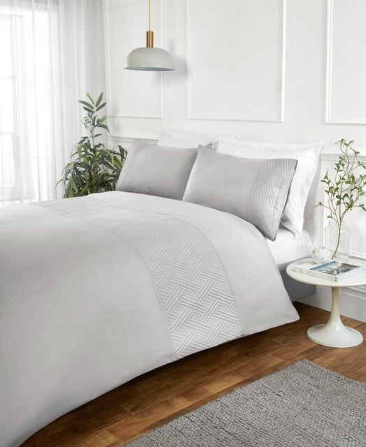 Nova Pinsonic Polyester Luxury Duvet Cover Set with Pillowcase Grey King