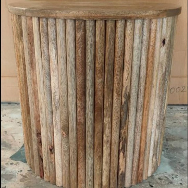 Ribbed Round Side Table - Mango Wood - L40 x W40 x H40 cm - Light Finish