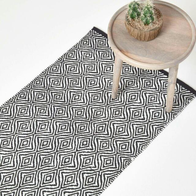 Homescapes Trance Black and White Diamond Pattern Recycled Fibre Hall Runner - 66 x 200 cm Black Black & white