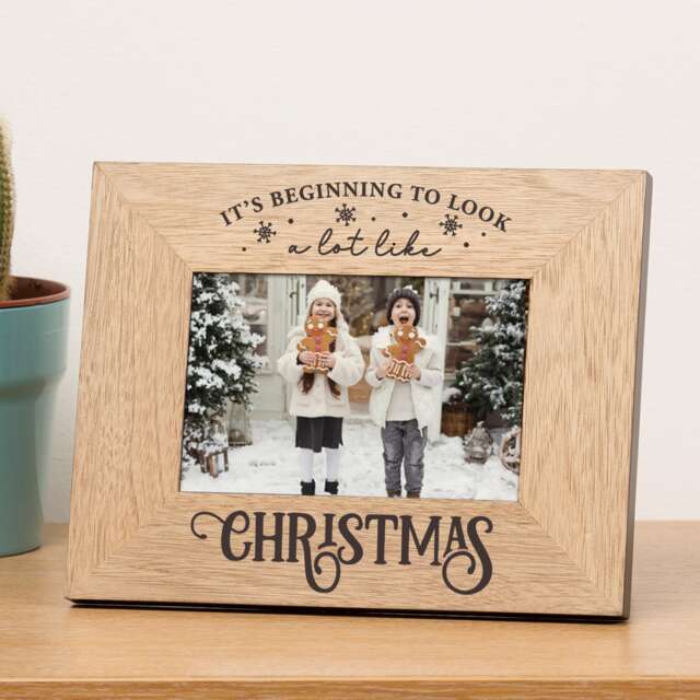 Personalised Its Beginning Wood Picture Frame 6x4 Christmas Family