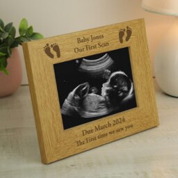 Personalised Oak Finish 6x4 Landscape Baby Footprints Photo Frame Brown One Size