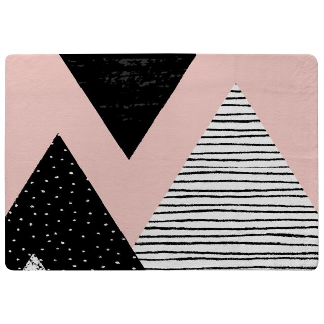 Geometric Triangles Rug Multi