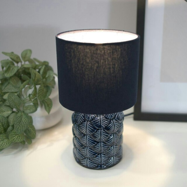 ValueLights Priyah Pair of Navy Ceramic Scallop Table Lamps with Fabric Shades & Bulbs Blue