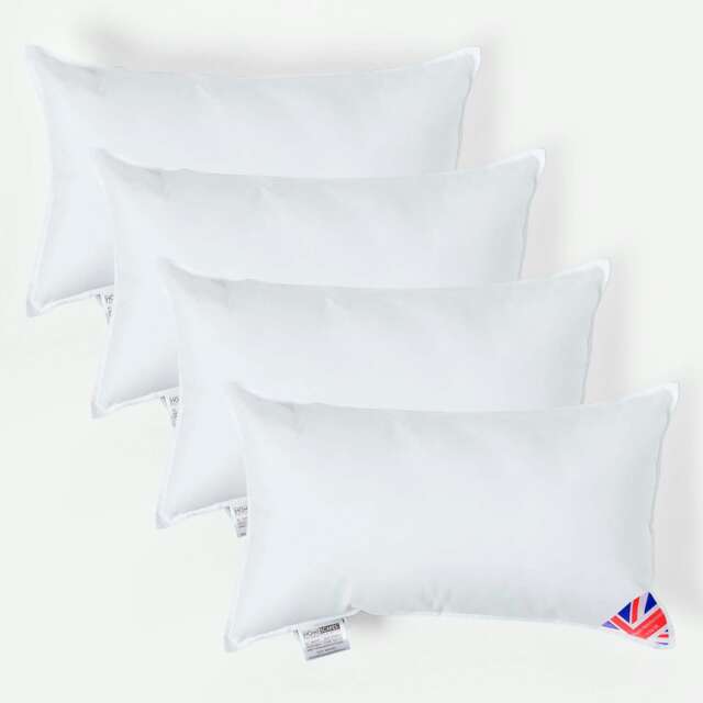 "Homescapes Luxury Super Microfibre Cushion Pad Insert Inner 50 x 30 cm (20 x 12 inches) - Pack of 4 White 50 x 30 cm (20 x 12"")"