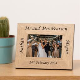 Personalised Mr & Mrs Wood Picture Frame 7 x 5 Wedding Couple