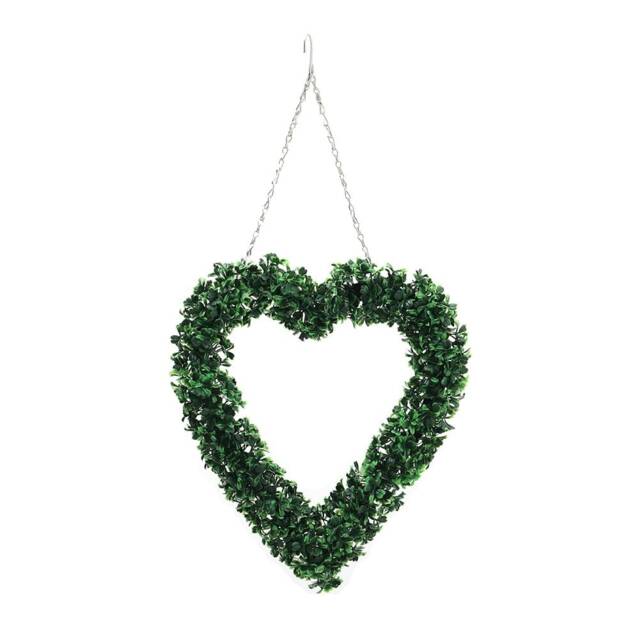 Living and Home Artificial Boxwood Green Leaves Heart Wreath