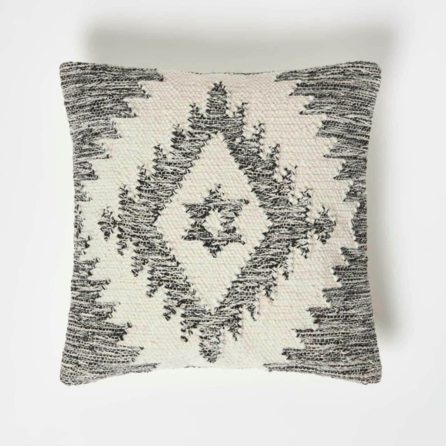 Homescapes Karu Handwoven Geometric Grey Kilim Cushion - 45 x 45 cm Grey Cream, Grey 1