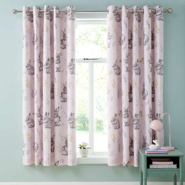 Catherine Lansfield Bunny Tails Ditsy Flowers Fully Reversible Eyelet Curtains Pink