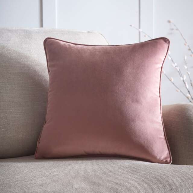 Portfolio Home Velvet Dusky Pink Filled Cushion Piped Edge 45x45cm