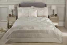English Garden Bedspread Cream Yellow Yellow