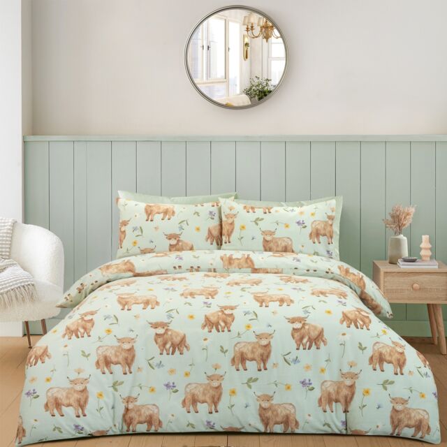 Portfolio Home Daisy Highland Cow Floral Bedding Duvet Cover Set With Pillowcase Green King