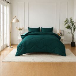 10.5 Tog Supersoft Microfibre Duvet with Pillowcases – Coverless or Use with Duvet Cover Green Green/Dark Green King