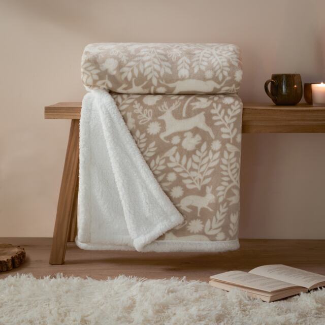 Furn Skandi Woodland Sherpa Fleece Throw Cream Sable 1