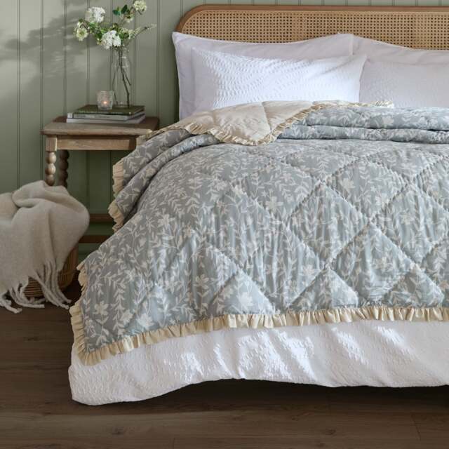 Wylder Amelia Cotton Floral Quilted Bedspread