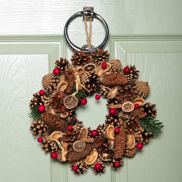 30cm Winter Spice Hanging Christmas Wreath with Pine Cones Red Berries & Dried Fruit
