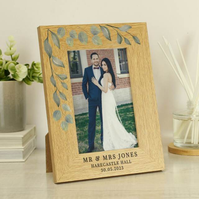 Personalised Botanical 6x4 Wooden Photo Frame Brown One Size