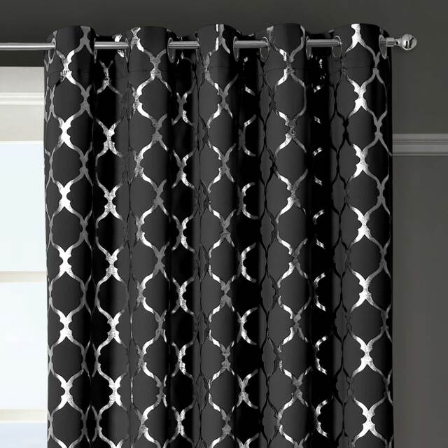 Velosso Arabesque Ready Made Thermal Blackout Eyelet Curtains - 117cm x 137cm Black