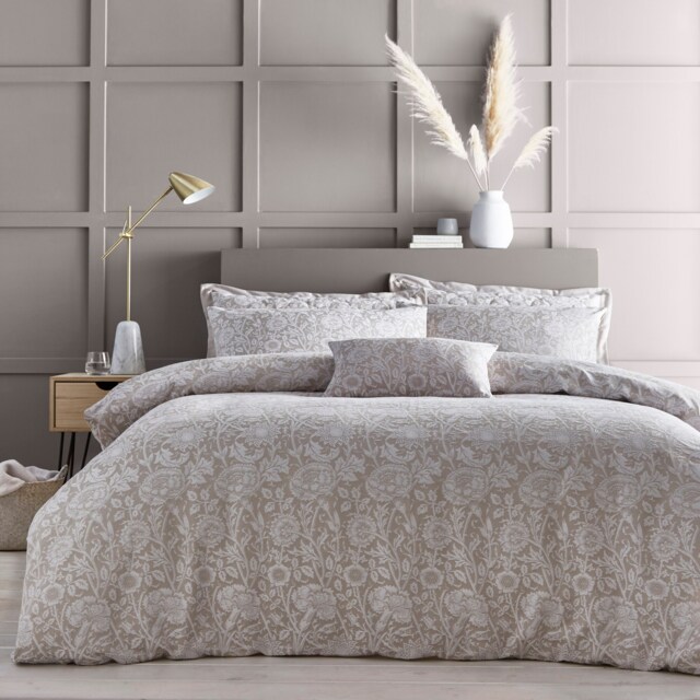 Portfolio Home Chatsworth Floral Jacquard Bedding Duvet Cover Set With Pillowcase Brown Double