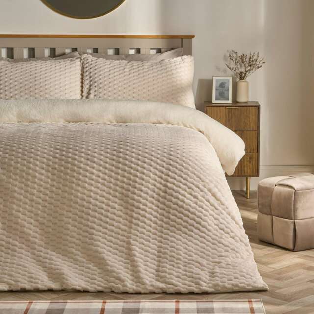 OHS Luxury Waffle Textured Fleece Duvet Cover and Pillowcase Bedding Set Cream Cream Double