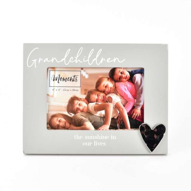 Moments Wooden Photo Frame With Heart 6x4 - Grandchild FW751GC Multi One Size