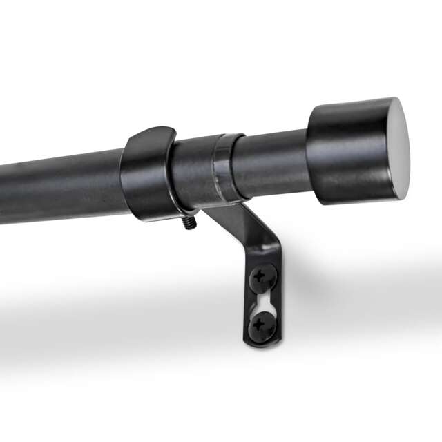 Harbour Housewares Extendable Metal Curtain Pole Kit - 83 to 120cm - Matt Black