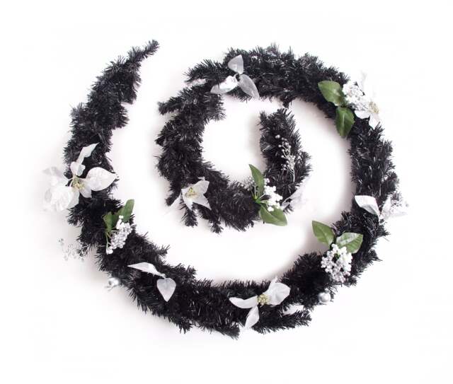 Best Artificial 9ft Black & Silver Decorated Christmas Garland