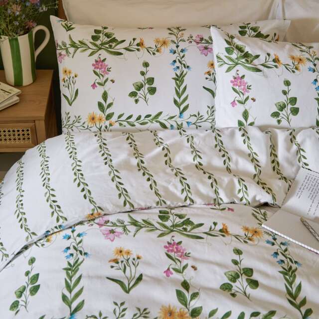 Wylder Olivia Reversible 100% Cotton Duvet Cover Set Green Green Single