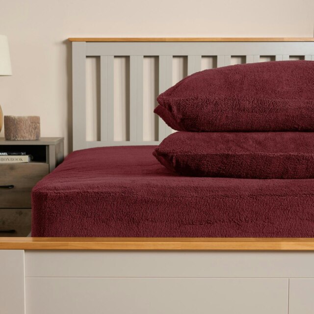 OHS 2 Pack Soft Cosy Teddy Fleece Pillowcases, 50x75cm - Burgundy
