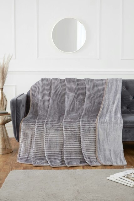 Ribbed Faux Fur Mink Blanket 150x200Cm Black Silver Silver S 1