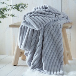Appletree Morritz Throw Grey