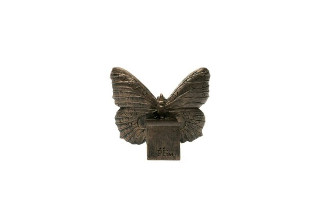 Butterfly Plant Pot Feet - Set of 3 Grey