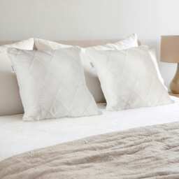 Silentnight Quilted Cushion Pads 2 Pack Extra Deep Filled Inserts Scatters