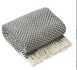 "Chevron Collection Recycled Cotton Throw in Black (90"" x 100"")"