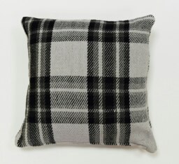 Highland Check Cushion Cover with Cusion Pads (45x45 cm) Black 43 x 43 cm 1