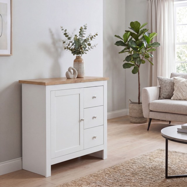 Vida Designs Arlington 3 Drawer 1 Door Sideboard Shaker Buffet Cabinet Storage, White & Oak White White & Oak 1