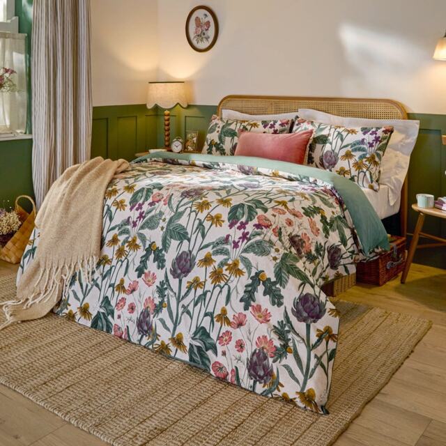 Wylder Florapedia Printed Floral Duvet Cover Set Cream Oatmeal Double