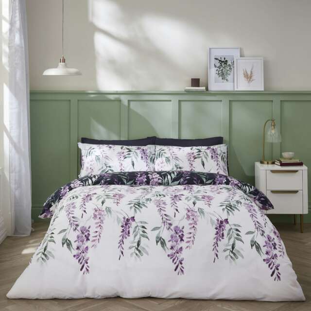 Catherine Lansfield Wisteria Floral Reversible King Duvet Cover Set White/Navy