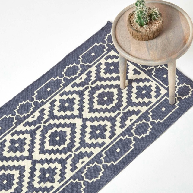 Homescapes Halmstad Blue and White Scandi Style Cotton Printed Hall Runner - 66 x 200 cm Blue Navy and white