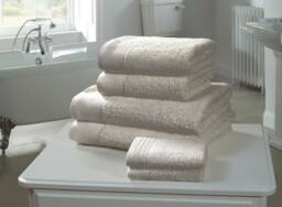 Chatsworth 600gsm Pure Cotton Towels Soft & Absorbent Silver Silver 1