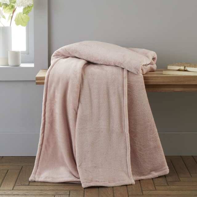 Catherine Lansfield Raschel Velvet Touch Blanket Throw Pink Blush Pink