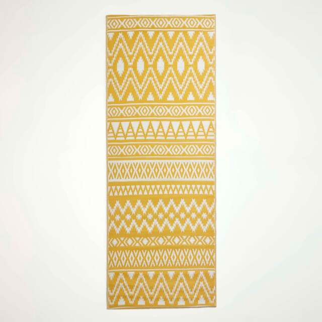 Homescapes Outdoor Rug Runner Waterproof Reversible, 75 x 200 cm, Yellow & White, Anna Aztec Yellow Yellow and White