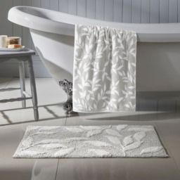 D & D Sandringham Bath Mat Grey